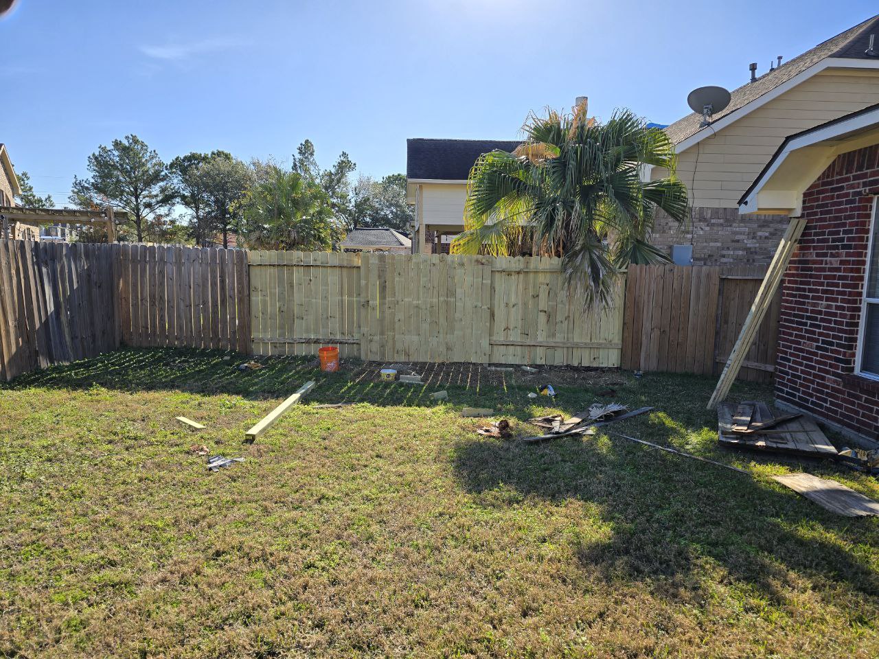 Chain link fence construction Houston