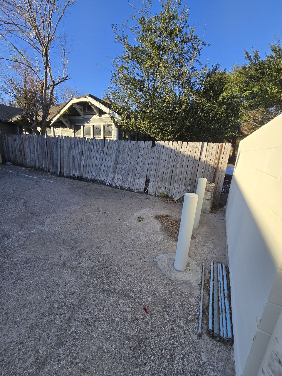 Fence gate repair and installation Houston