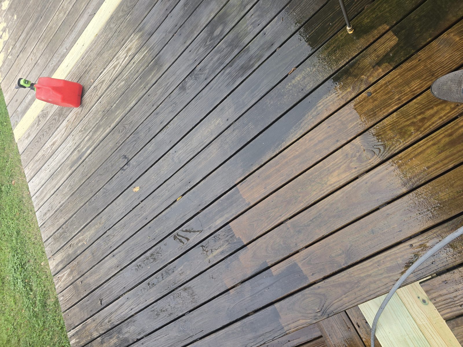 Pressure washing Houston Build Crew